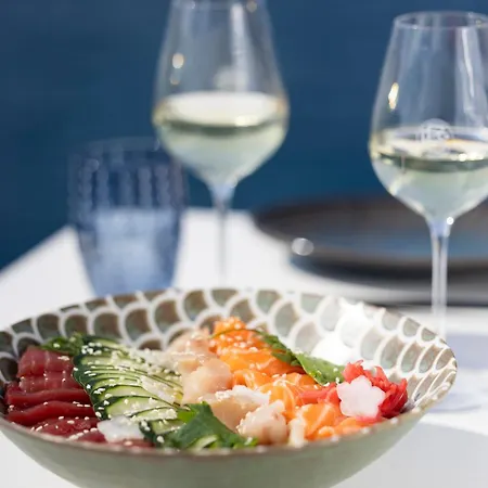 Les Roches Blanches מלון 5*