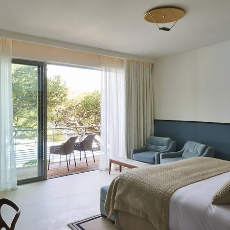 Les Roches Blanches מלון קסיס