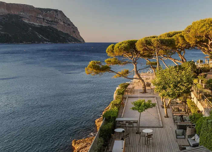 Les Roches Blanches 5*