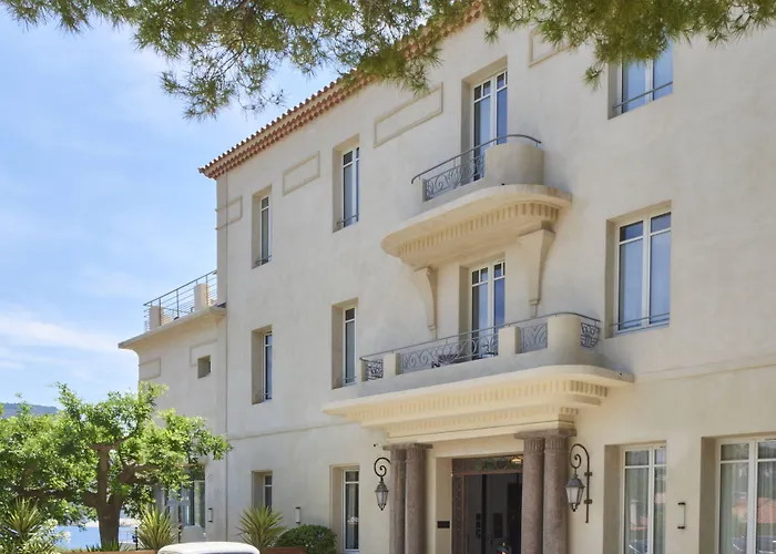 Les Roches Blanches Hotel