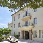Les Roches Blanches Otel