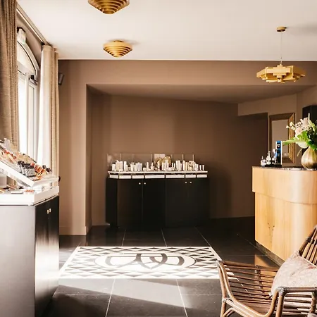 Отель Les Roches Blanches 5*