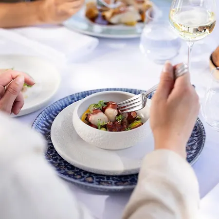 Les Roches Blanches 호텔 5*