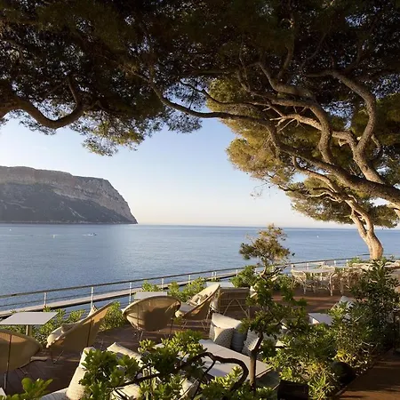 Les Roches Blanches 5*