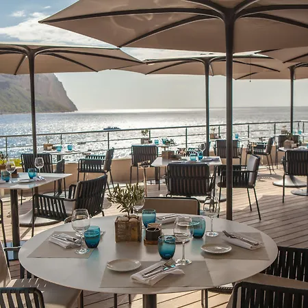 Les Roches Blanches 카시스