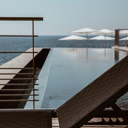 Les Roches Blanches Hotel