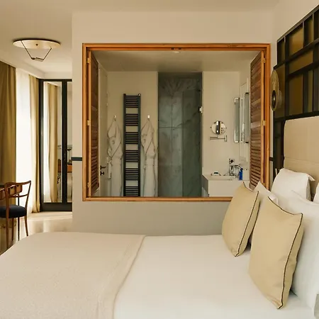 Les Roches Blanches Hotel
