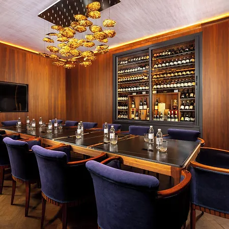 Les Roches Blanches Hotel 5*